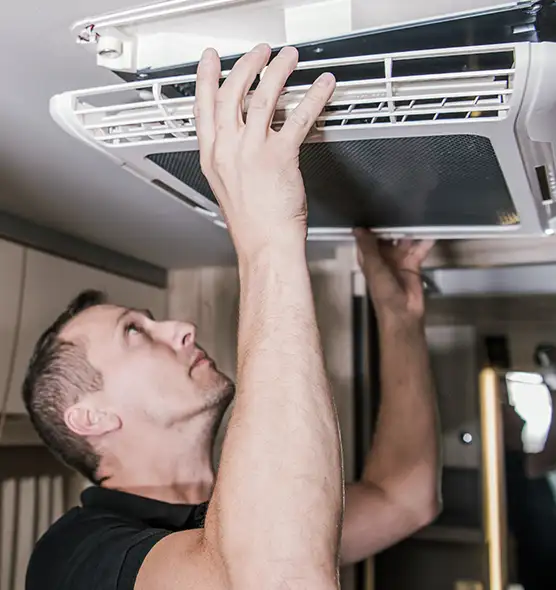  Professional Licensed And Insured Cleaners in Longview, TX